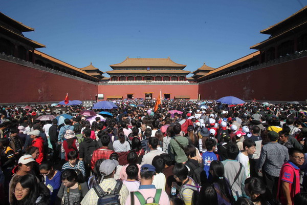 十一黄金周旅游景点旅客爆满 十一黄金周旅游景点旅客爆满