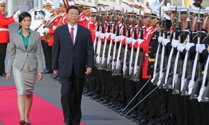 习近平访泰：中泰两国关系友好和平发展