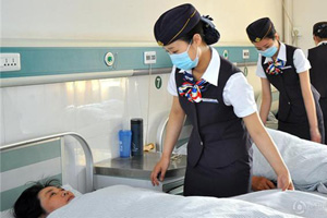 涟水一医院要求护士穿空姐装