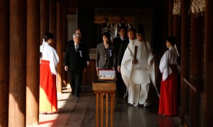 日本146名国会议员参拜靖国神社