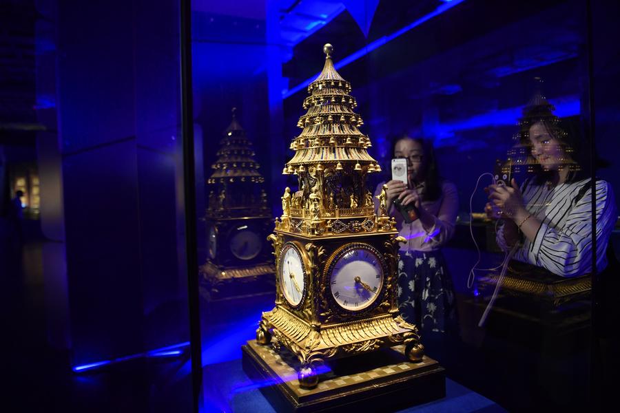 紫禁城与海上丝绸之路展开幕 紫禁城与海上丝绸之路展开幕