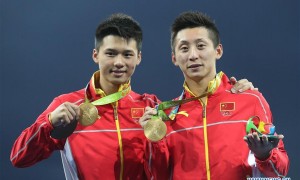 林跃陈艾森男子双人十米台夺冠