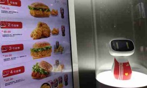 KFC在北京推出AI点餐，让机器人决定你应该吃什么！