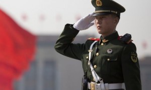聚焦“两会”：2017年中国军费增长7%，将首次破万亿元！