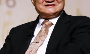 金庸去世|记住这些金庸小说的英文名字，缅怀世界的“大侠”