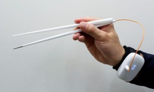 日本研发可“增强咸味”的电子筷